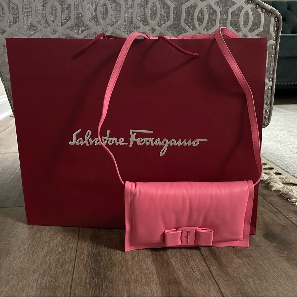 NEW SALVATORE FERRAGAMO VIVA MINI BAG CROSSBODY IN BUBBLE GUM PINK